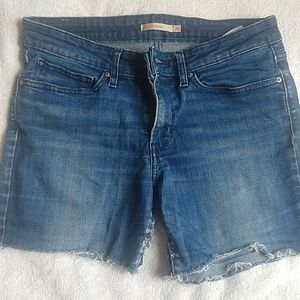 Levi's jean shorts - size 30